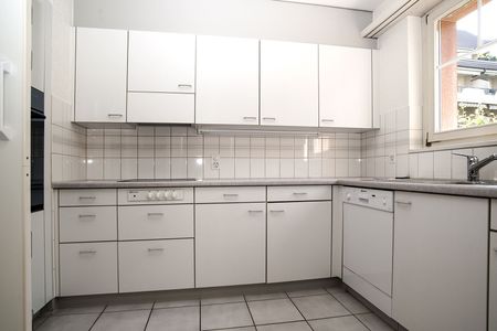 Geräumige und helle Wohnung an ruhiger Lage - Photo 5