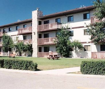 Heritage Apartments | 712 Heritage Lane, Saskatoon - Photo 1