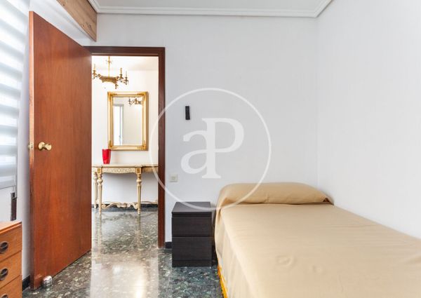 Flat for rent with views in El Pilar (Valencia)