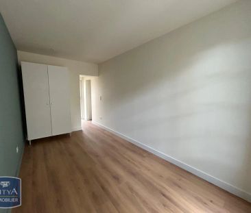 Appartement à louer 4 pièces 82.29m² - Photo 2
