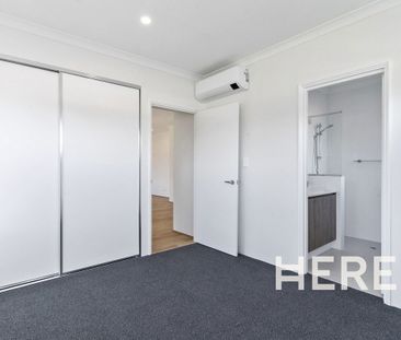 23A Roydon Way, Girrawheen WA 6064 - Photo 4