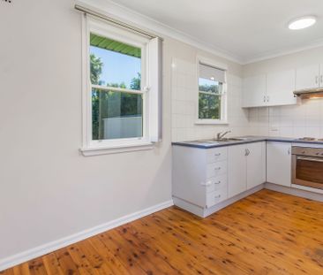 Freshly Updated Home in Prime Lifestyle Location! - Photo 2