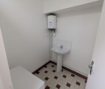 Location Appartement 2 pièces 44m² - Photo 3