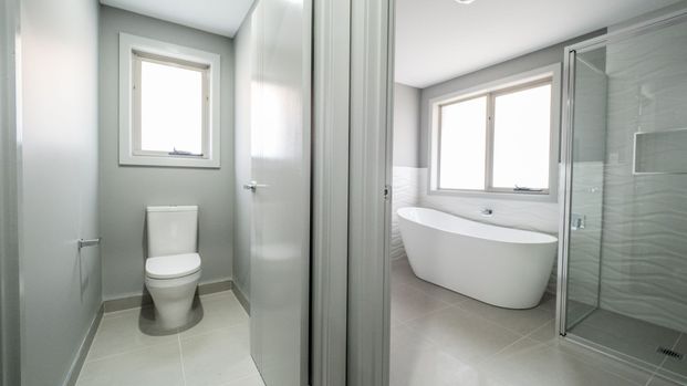 2/10 Gilmont Close, Kings Meadows - Photo 1