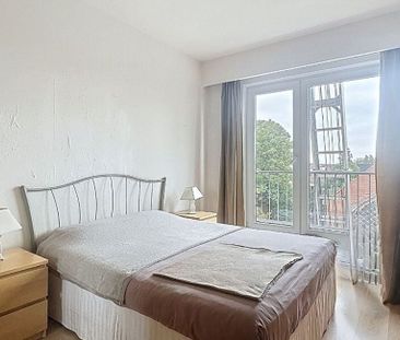 Appartement te huur in Elsene voor € 1.200 met 1 slaapkamer - Photo 5