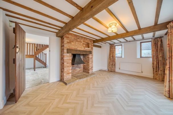 4 bedroom barn to rent - Photo 1