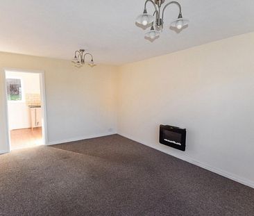 Chadwell Springs, Bingley, BD16 1QE - Photo 2