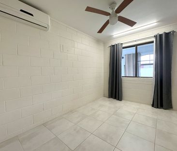 3 BEDROOM HOME IN CENTRAL LOCATION + SOLAR! - Photo 5