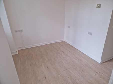 1 Bed Flat, Godfrey Road, M6 - Photo 2