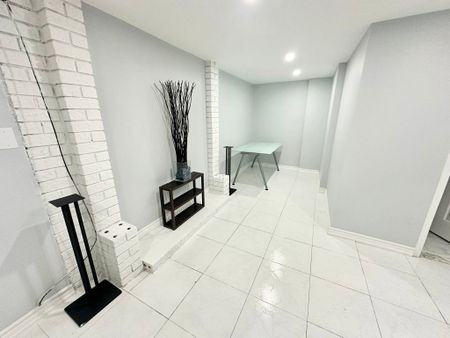 For Lease - 32 Histon Crescent Unit# Lower, Brampton, Ontario - Photo 5