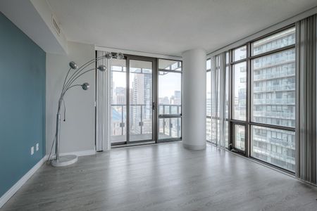 For Lease - 37 Grosvenor Street Unit# 1902, Toronto, Ontario - Photo 4