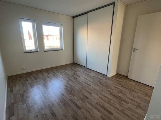 Östra Kaserngatan 5 AQ - Foto 1