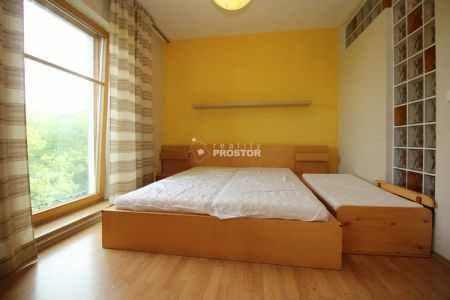 Exkluzivně nabízíme pronájem bytu 3+kk, 85 m - Photo 2