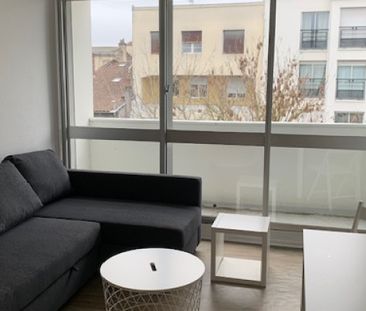 STUDIO MEUBLE proche de la Place de la Victoire - Photo 1