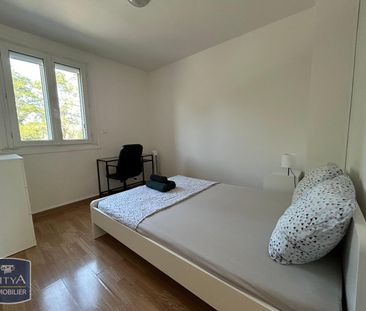 Location Appartement 4 pièces 63m² AVIGNON 84000 - Photo 3