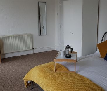 Christina Terrace, Bristol - Photo 5