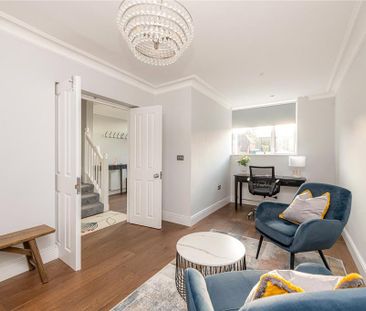 4 bedroom terraced house to rent - Photo 3