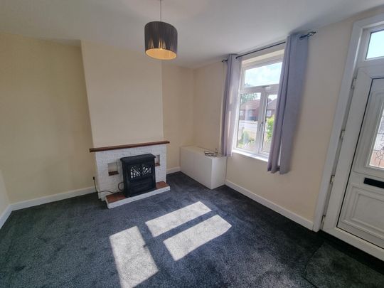 LinbyRoad, Hucknall, NOTTINGHAM - Photo 1