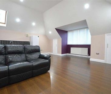 Addiscombe Grove, Croydon, Surrey, CR0 - Photo 1
