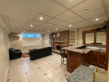 For Lease - 98 Westmoreland Avenue Unit# Bsmt, Toronto, Ontario - Photo 2