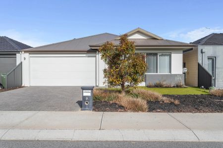 Family Comfort Meets Modern Living - Photo 5