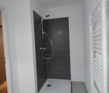 Location Appartement 1 pièce 27m² ROUBAIX 59100 - Photo 2