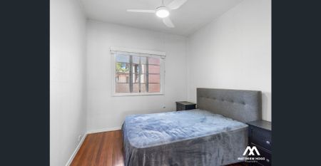 Highset Home in Quiet Street - Photo 5