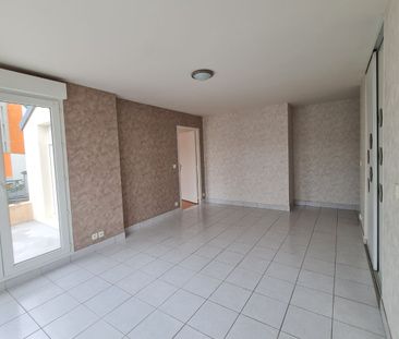 Location Appartement 2 pièces 43m² - Photo 5