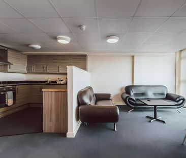 Standard Plus Ensuite - Photo 5