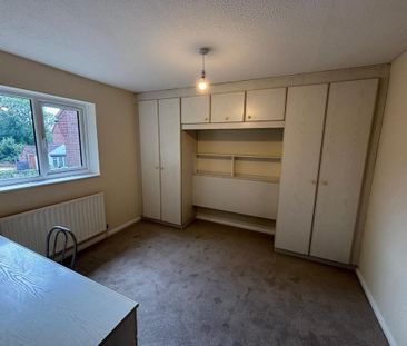 2 bedroom maisonette to rent - Photo 3