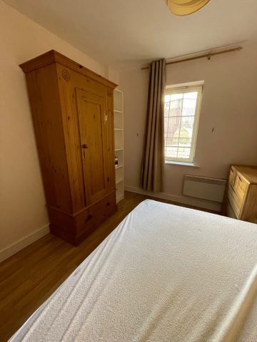 3 Bed Flat, Oxford Drive, SE1 - Photo 2