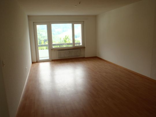 Charmante 3.5-Zimmer-Wohnung mit Bergblick in Sonceboz-Sombeval - Photo 1