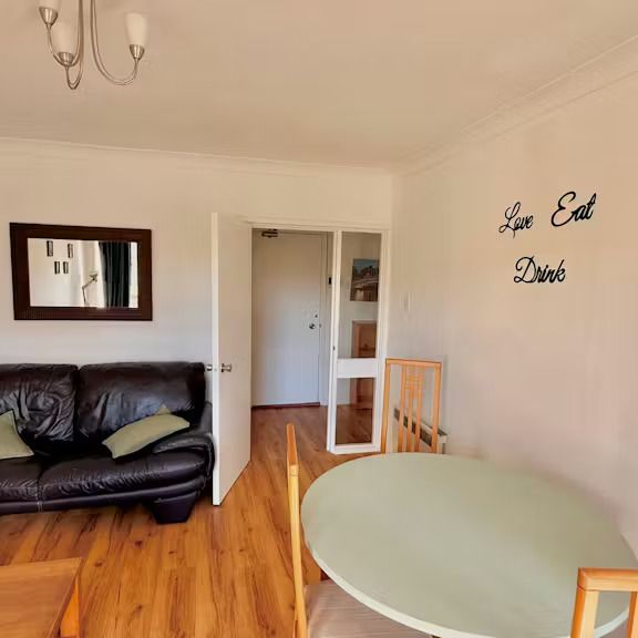 Ballsbridge Avenue, Dublin - Photo 1