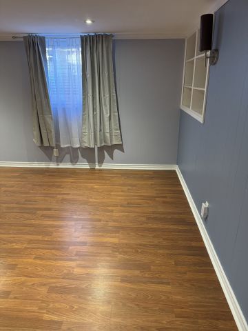 For Lease - 352 Highland Avenue Unit# Bsmt, Oshawa, Ontario - Photo 4