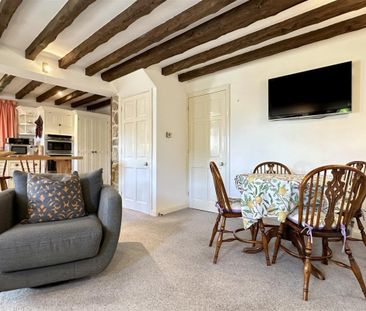 Hassop, Bakewell - Photo 2