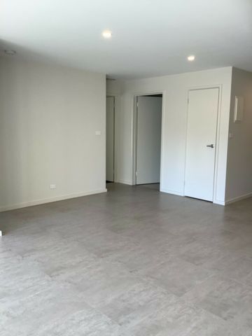 Great Location! - Photo 4