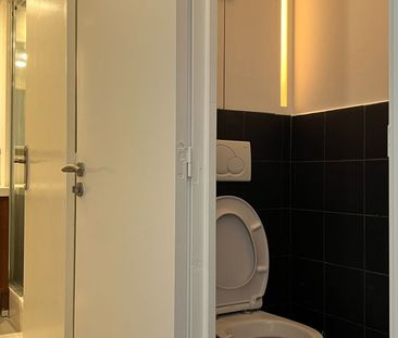 Appartement a louer Paris - Loyer €1 190/mois charges comprises ** - Photo 6