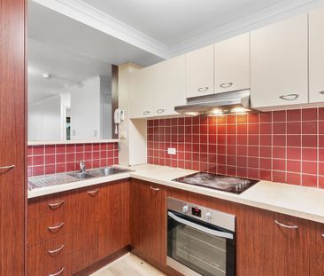 Unit With City Views & Fresh Finishes - Photo 5