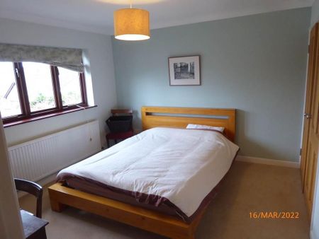 3 bedroom detached house to rent - Photo 4