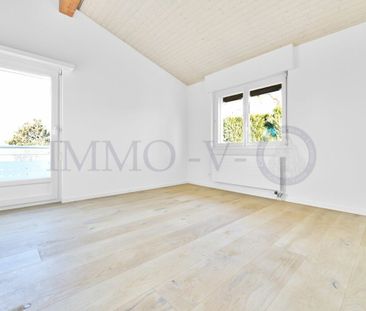 STANDING WITH LAKE AND MOUNTAIN VIEW - Foto 5