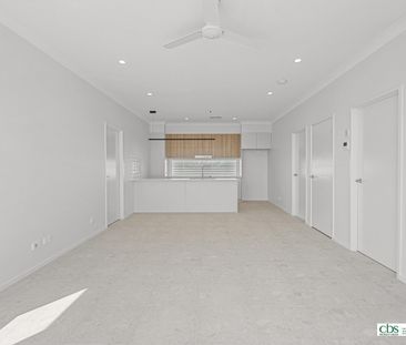 Modern spacious Townhouse near city! - Increase to $1,025 08/4/2026 - Photo 5