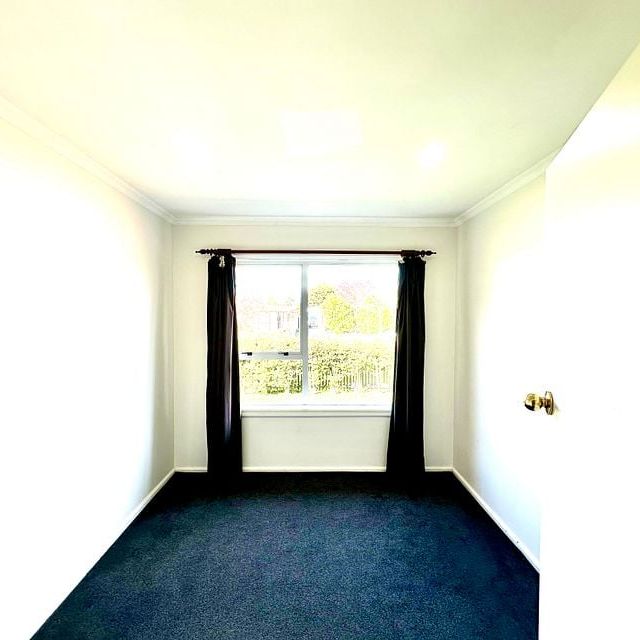 Easy living family home - Photo 1
