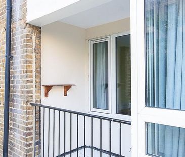 3 bedroom ground floor maisonette to rent - Photo 6