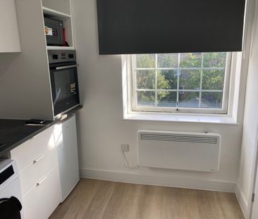 Studio Flat, Camberwell Road, SE5 - Photo 4