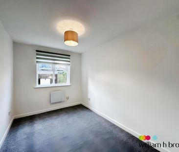 Stapleford Close, Essex, Chelmsford - Photo 1