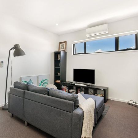 Paradise Point Living at its best! - Photo 2