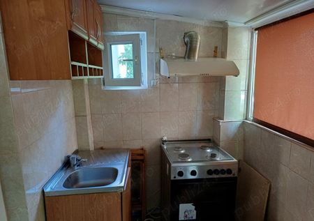 1700 ron! Garsoniera in Galata , utilitati incluse - Fotografie 3