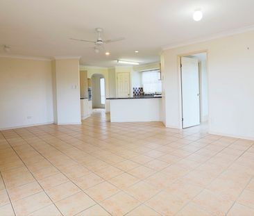 Two level house at Eight Mile Plains - Photo 5