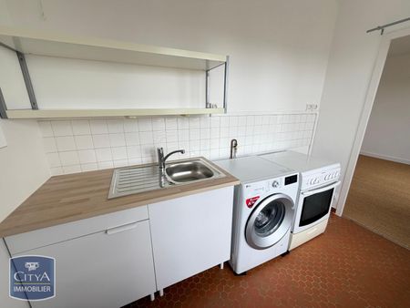 Location Appartement 1 pièce 26m² ST ETIENNE 42000 - Photo 2