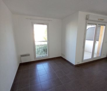 Location Appartement 1 pièce 31m² AIX EN PROVENCE 80ème - Photo 3